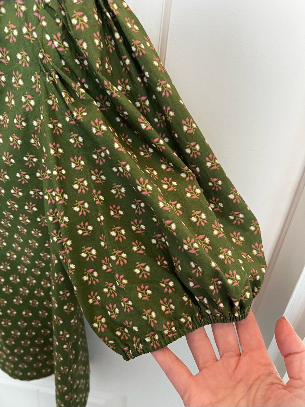 PINCH Olive Floral Puff Sleeve Blouse | Size L - Picture 6 of 9